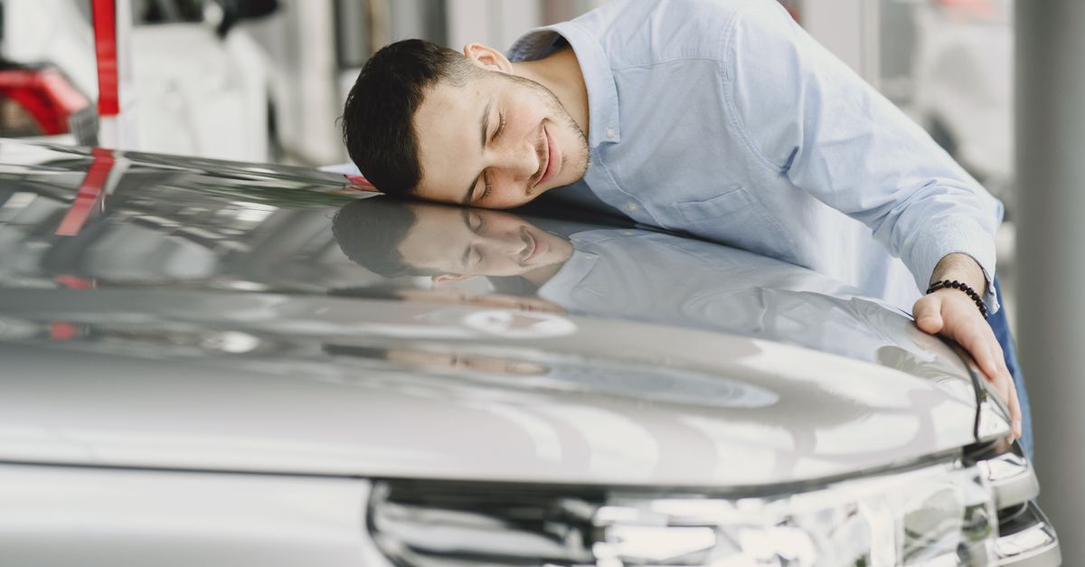 Carro híbrido: como funciona e o que avaliar na compra
